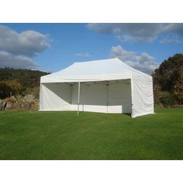 3mx6m marquee hire with walls