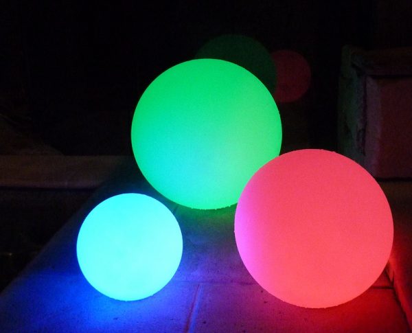 set of 3 glow spheres different sizes
